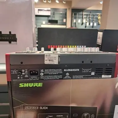 Allen & Heath - ZED-10FX 2